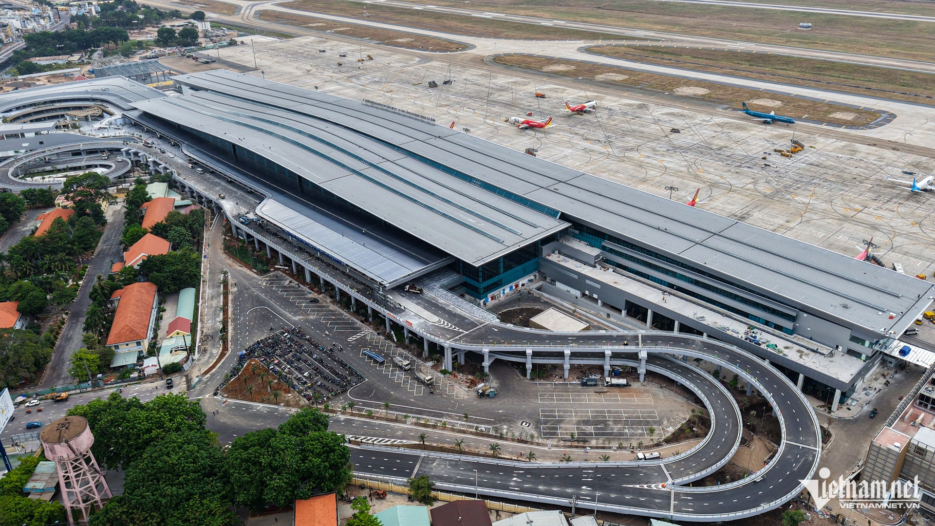 w nha ga t3 tan son nhat nguyen hue 55 33651.jpg