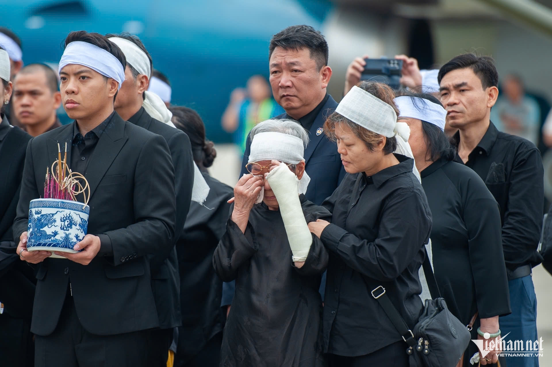 W-noi bai 10.jpg