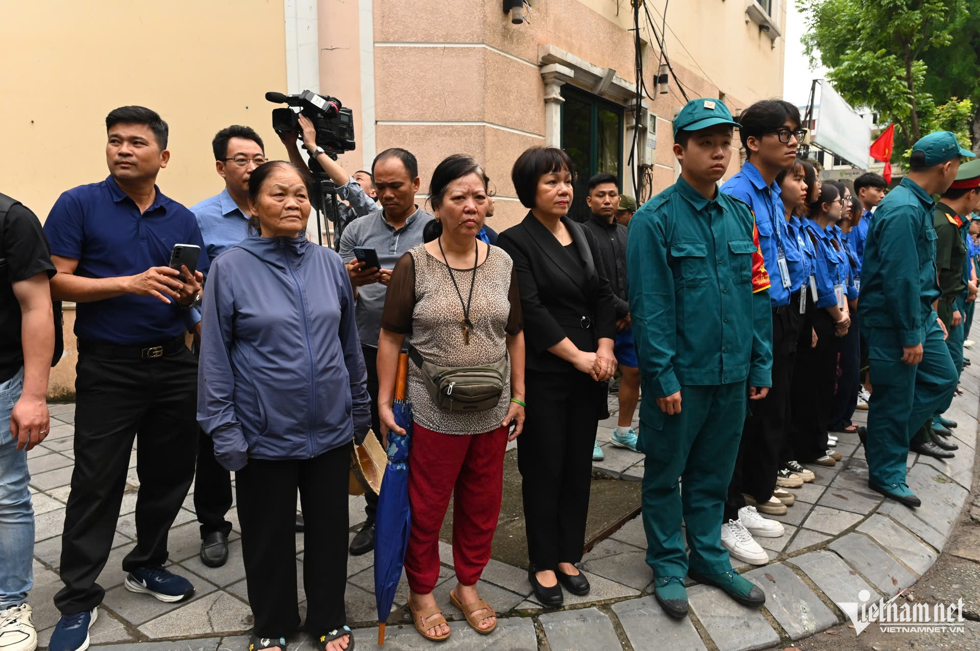 W-tran duc luong 8h.jpg