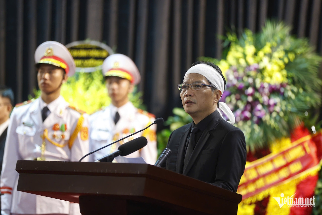 W-trần tuấn anh.jpg