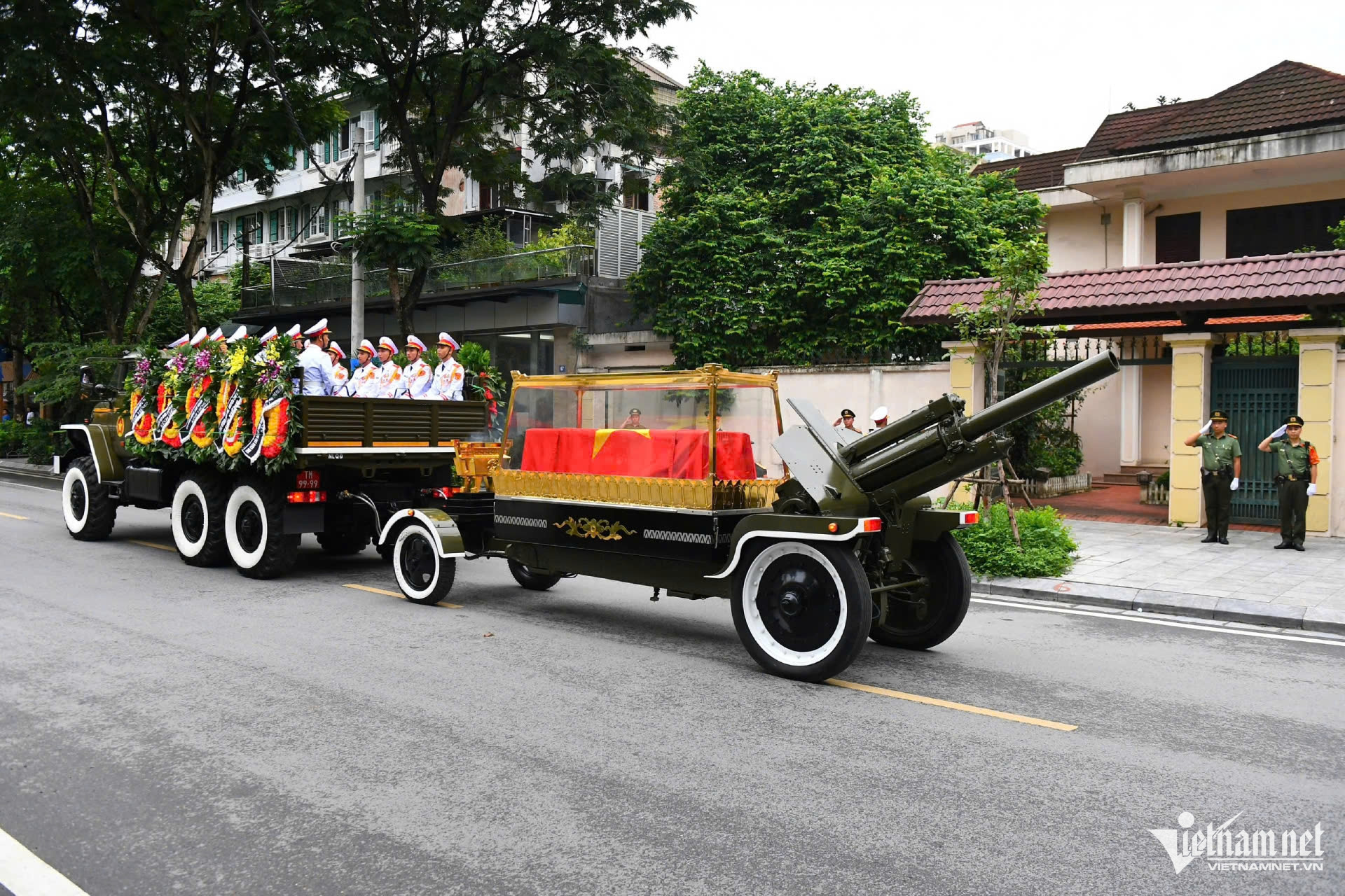 tran duc luong nr3.jpg