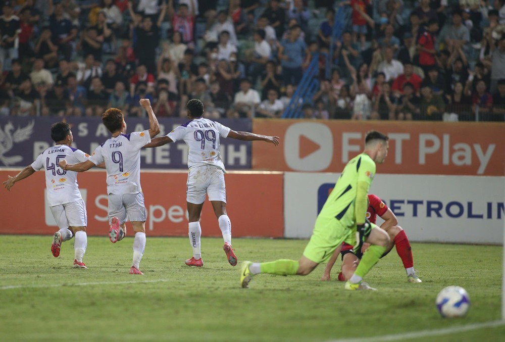 cahn vs ha noi 3.jpg