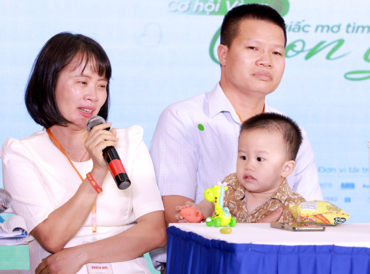 Chị Nguyễn Thị Thắm chia sẻ về chặng đường 13 năm gian nan tìm con (3).png