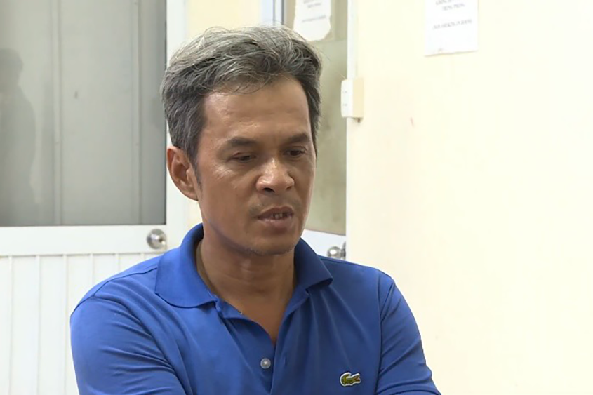 Đối tượng say xỉn vùng vẫy chống đối làm CSGT ngã gãy tay