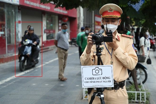 Trị bệnh 'nhờn luật', CSGT Hà Nội triển khai hơn 20 điểm ghi hình phạt nguội