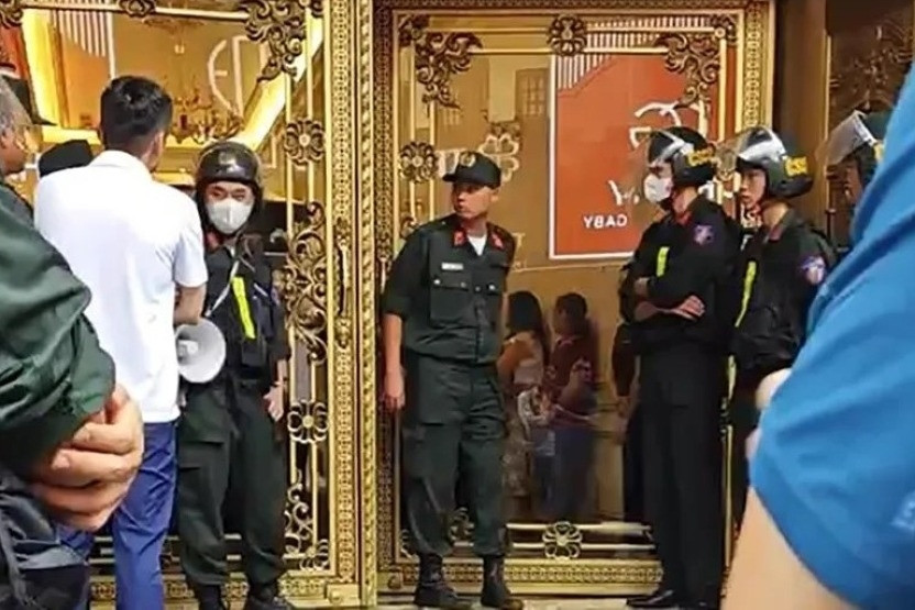 Lai lịch trùm giang hồ Tuấn ‘thần đèn’ ở Thanh Hóa vừa bị công an khám nhà