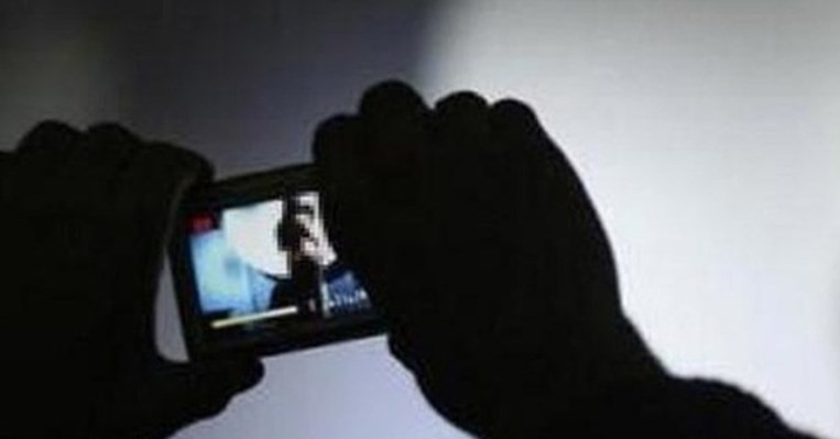 Livestream trên MXH, cô gái Hà Nội bị quay lén hình 'nhạy cảm' rồi tống tiền
