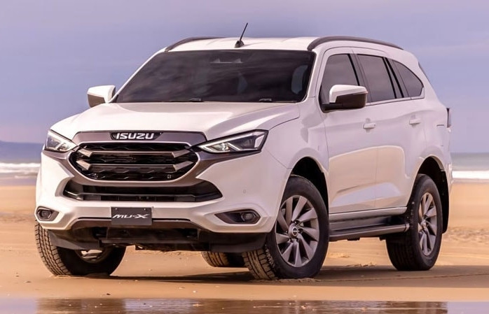 Loạt xe SUV 7 chỗ đua nhau giảm giá cả trăm triệu cuối tháng 5