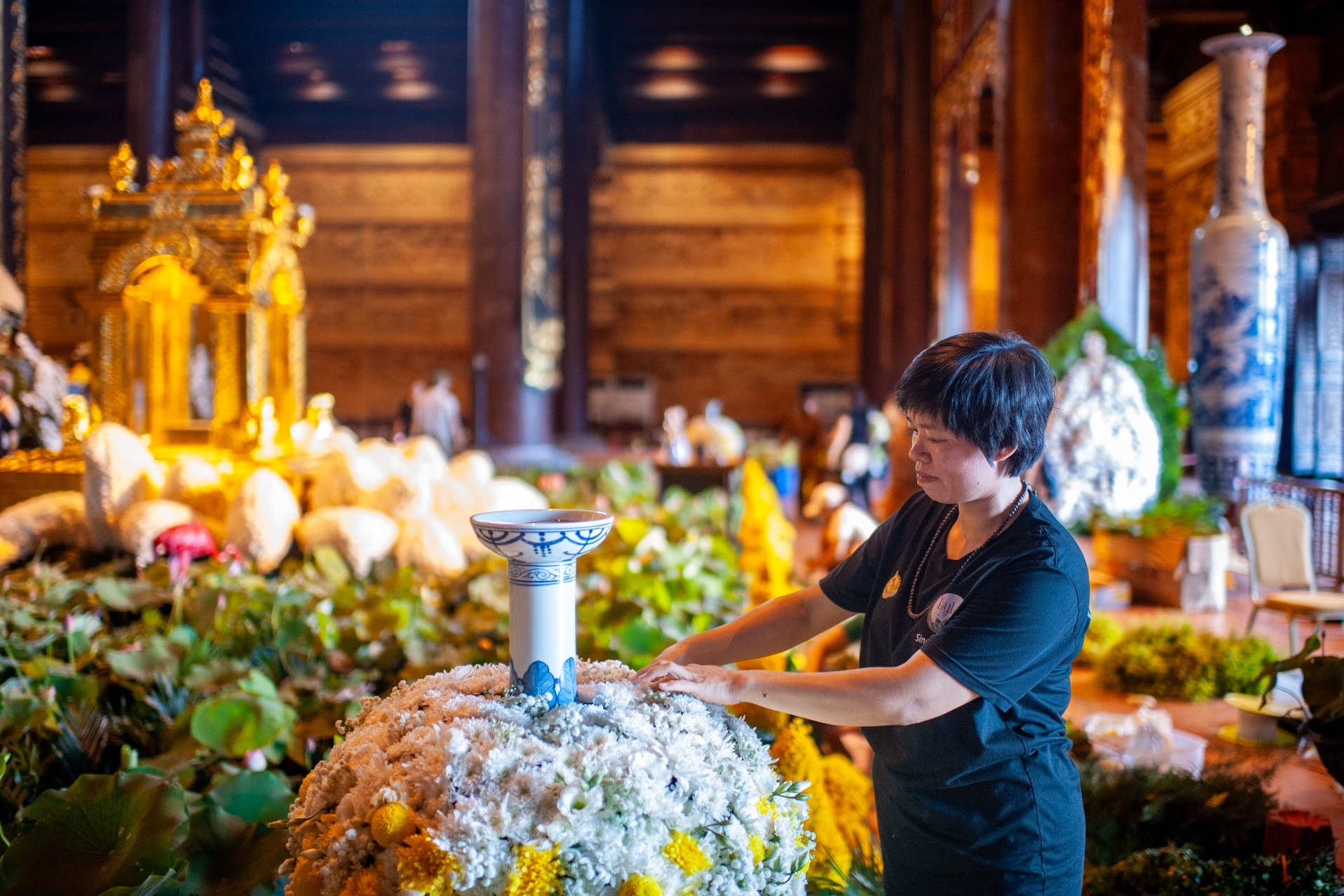 Người thiết kế mô hình hoa sen 18 cánh ôm tháp xá lợi Đức Phật ở chùa Tam Chúc