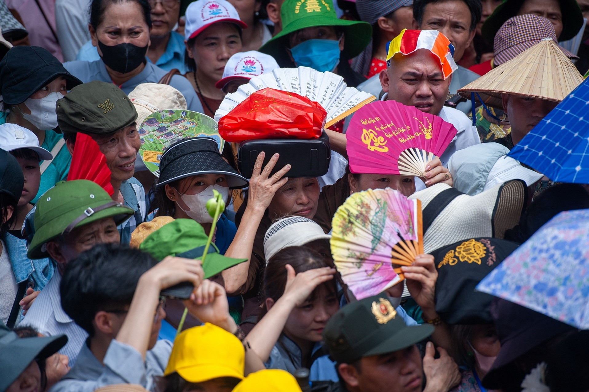 Nhiều người chưa biết đến kinh Phật vẫn khát khao được chiêm bái xá lợi Đức Phật