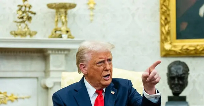 Ông Trump cảnh báo hành động quân sự dù lạc quan về đàm phán hạt nhân với Iran