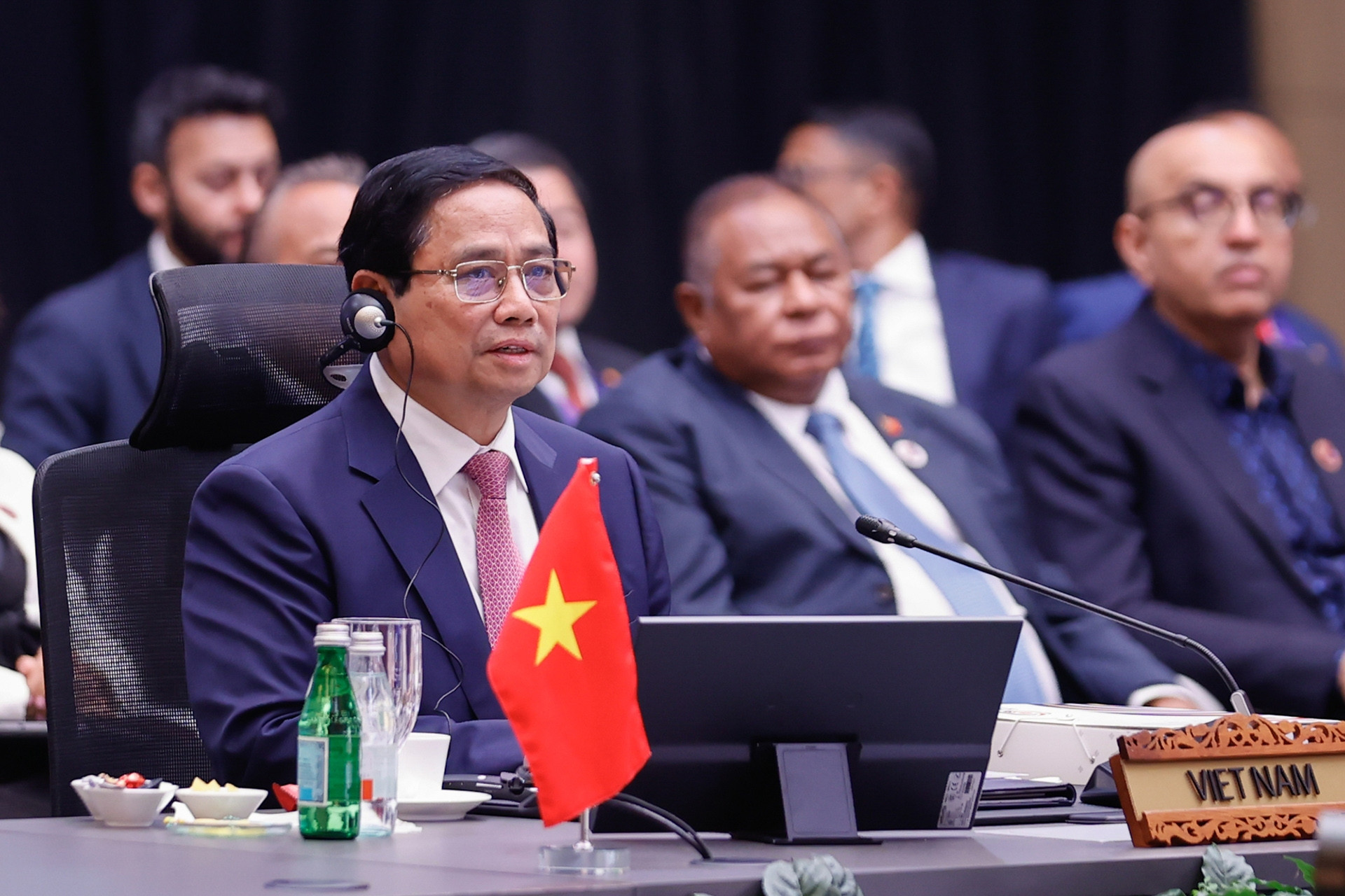 Thủ tướng: ASEAN phát huy mạnh mẽ '5 hơn' với ba trọng tâm hợp tác