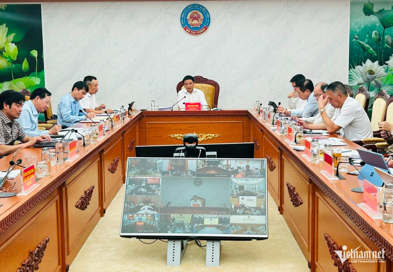 W-hoi nghi bo tai chinh.jpg