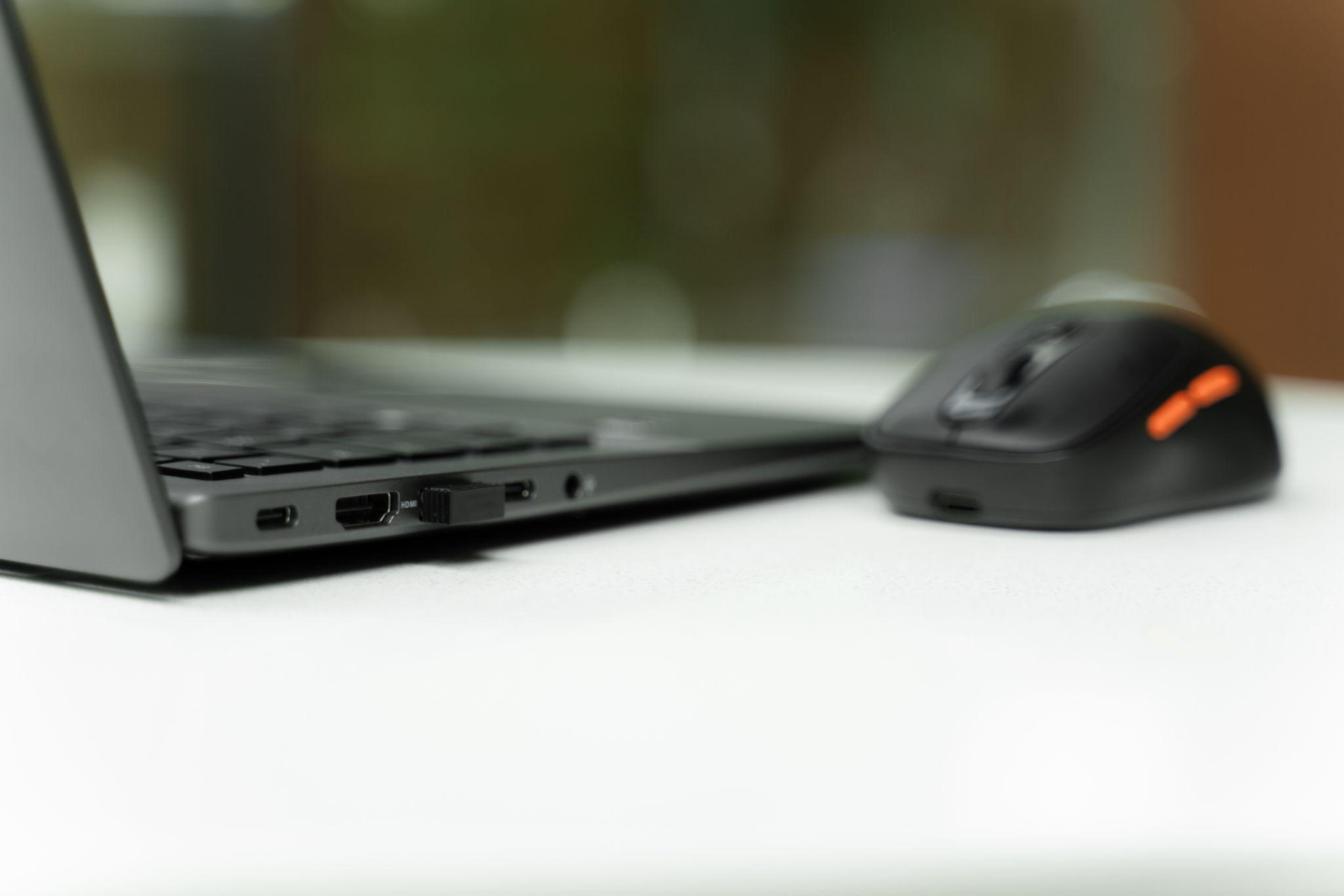 2 laptop ASUS.jpg