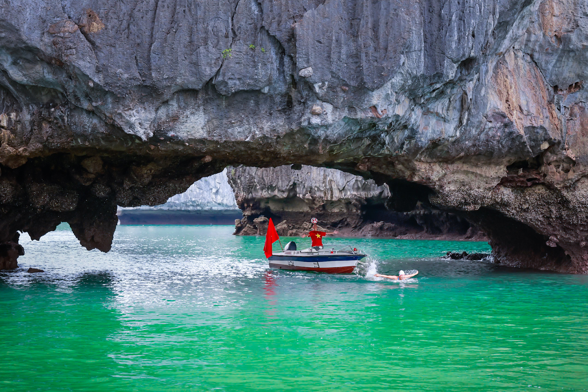 anh vien do kim phuc 6.jpg