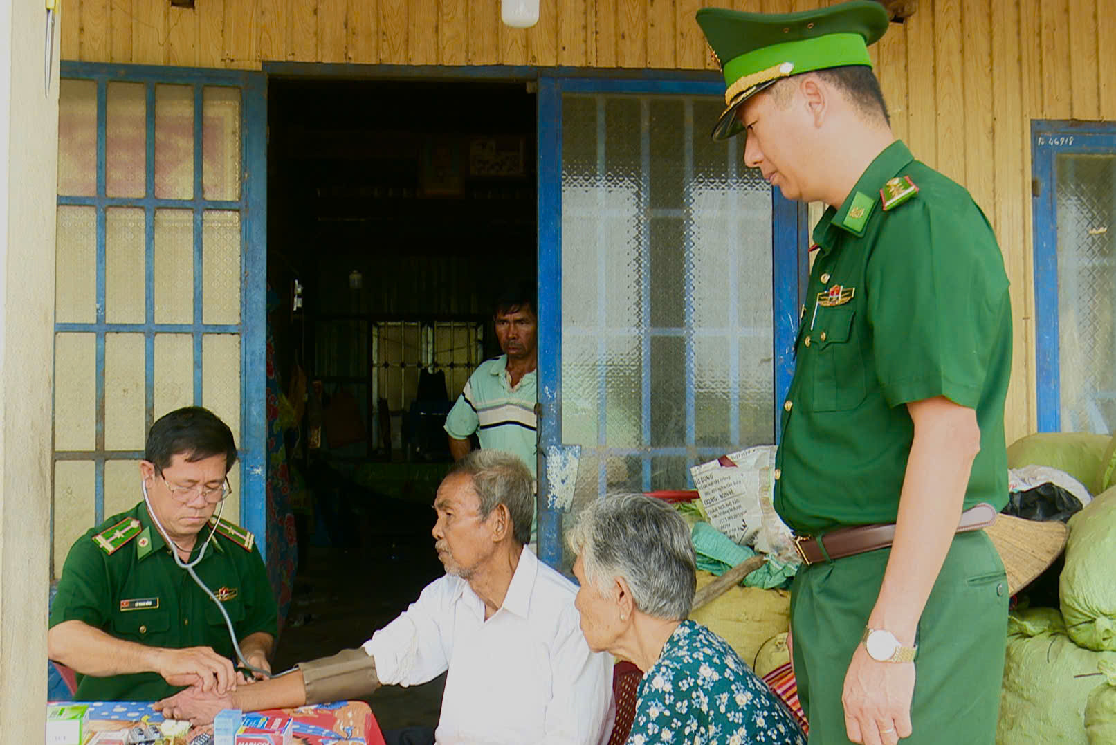 ឆ្មាំព្រំដែន 2.jpg