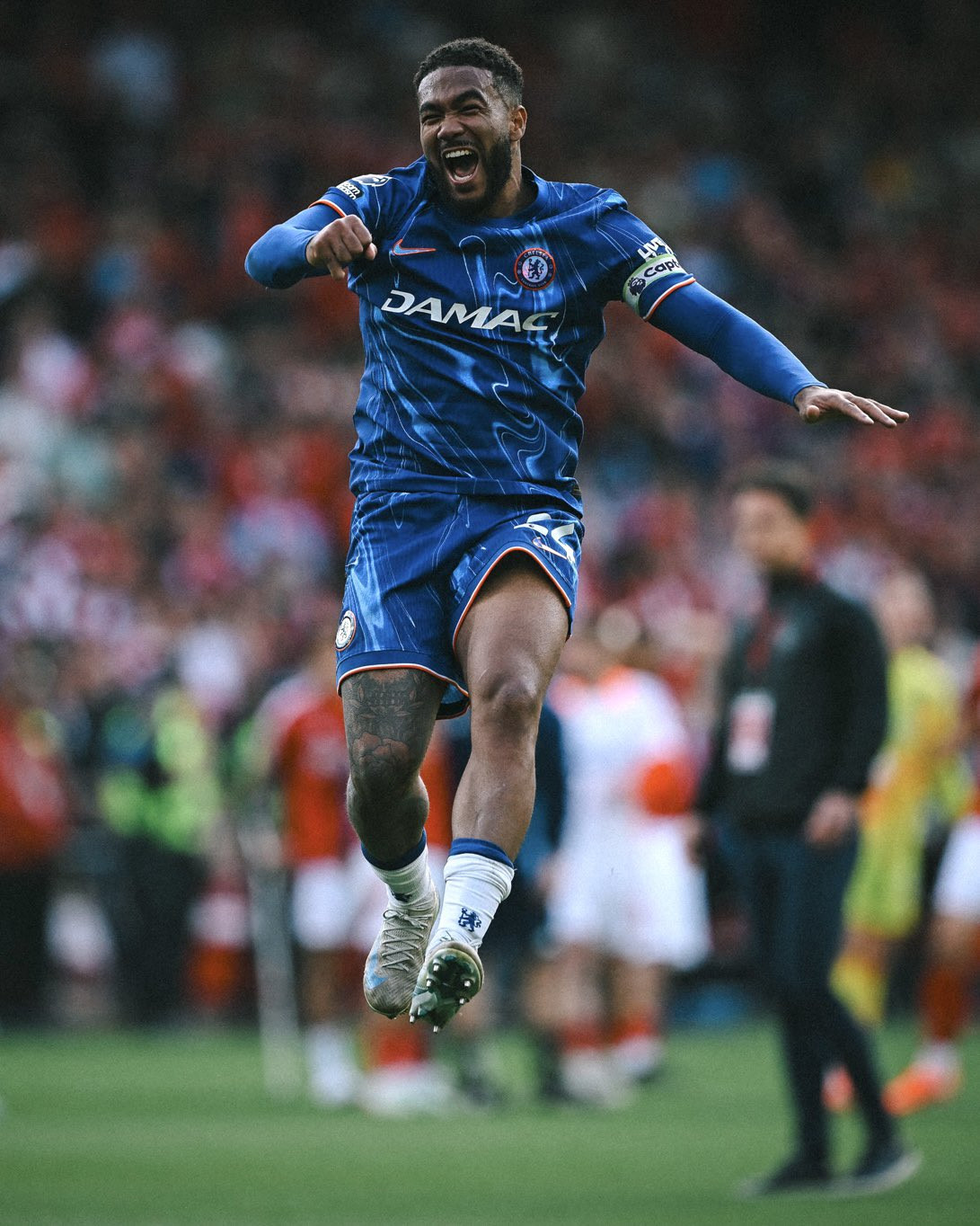 CFC - ジェームズ・チェルシー.jpg