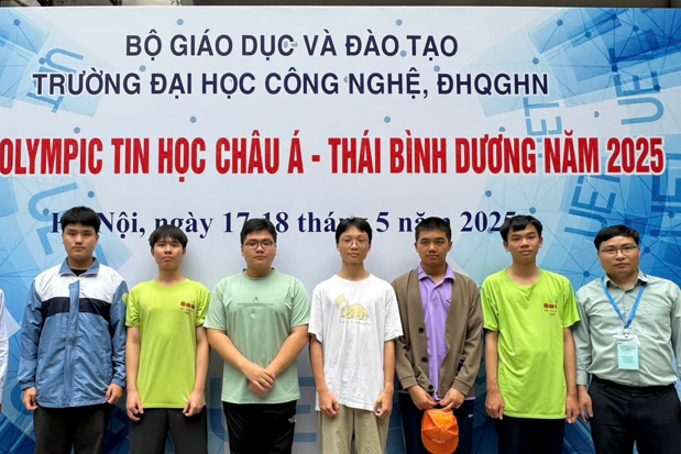 Học sinh Việt Nam giành 1 HC Vàng, 2 HC Bạc thi Olympic Tin học Châu Á năm 2025