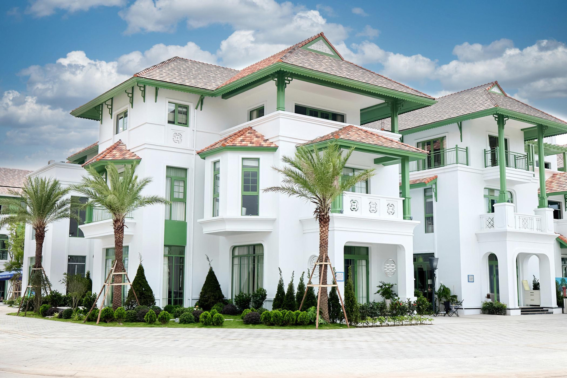 image003 (7) (1).jpg