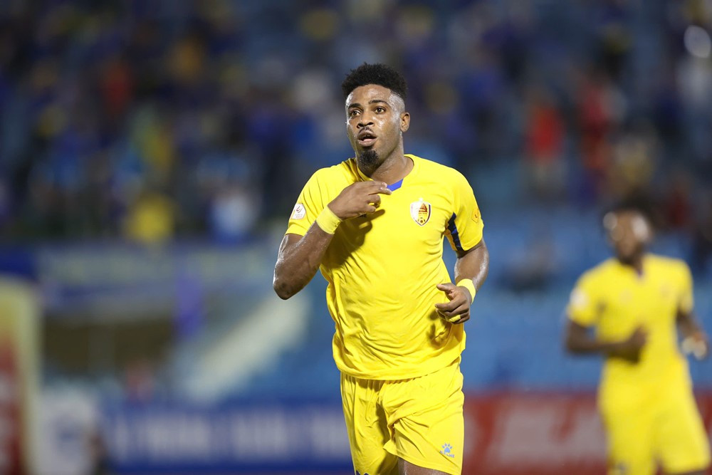 quang nam vs ha tinh 1.jpg