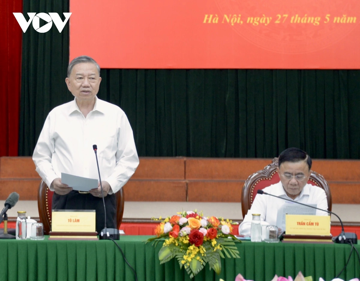 tong bi thu con thuyen cach mang viet nam da buoc vao giai doan tang toc, but pha hinh anh 1