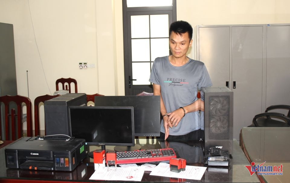 W-doi tuong nguyen son bach cung tang vat 607.jpeg