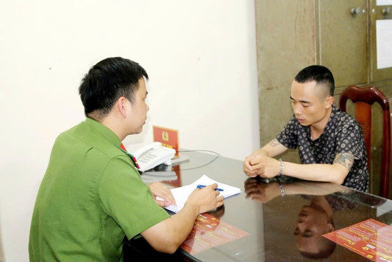 Bản tin chiều 28/5: Vờ hỏi mua vàng rồi cướp giật để lấy tiền trả nợ