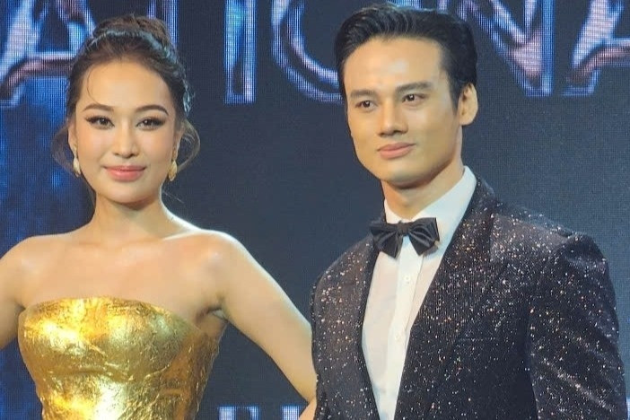 Á vương Minh Khắc thay thế vào phút chót, cùng Kỳ Duyên đến Ba Lan thi quốc tế