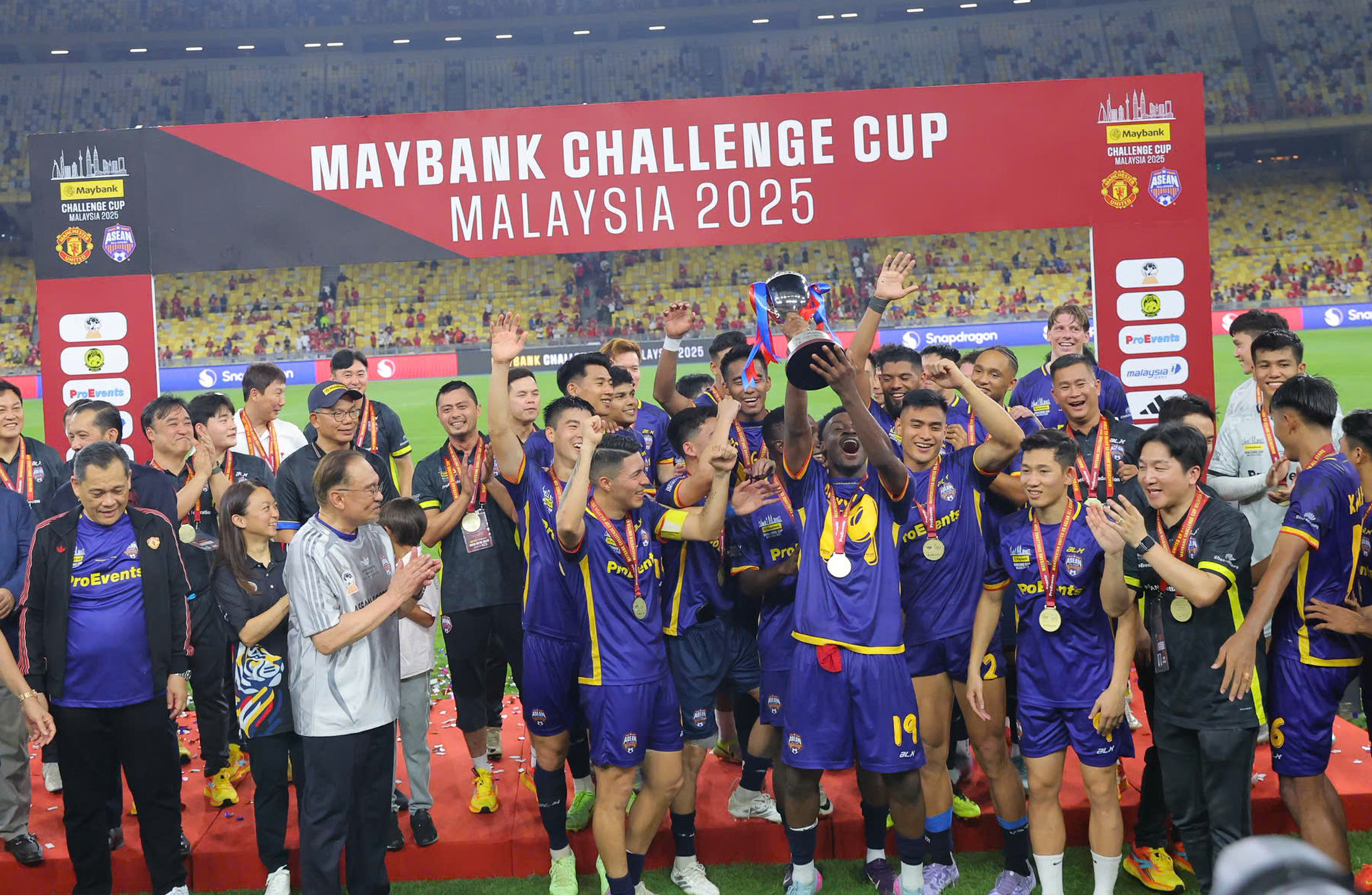 ASEAN All Star Mu 2.jpg