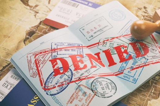 Mỹ tạm dừng phỏng vấn cấp visa cho du học sinh