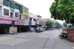 Nghìn cửa hàng 'chợ Thổ Tang' đóng cửa, bất ngờ lý do phía sau