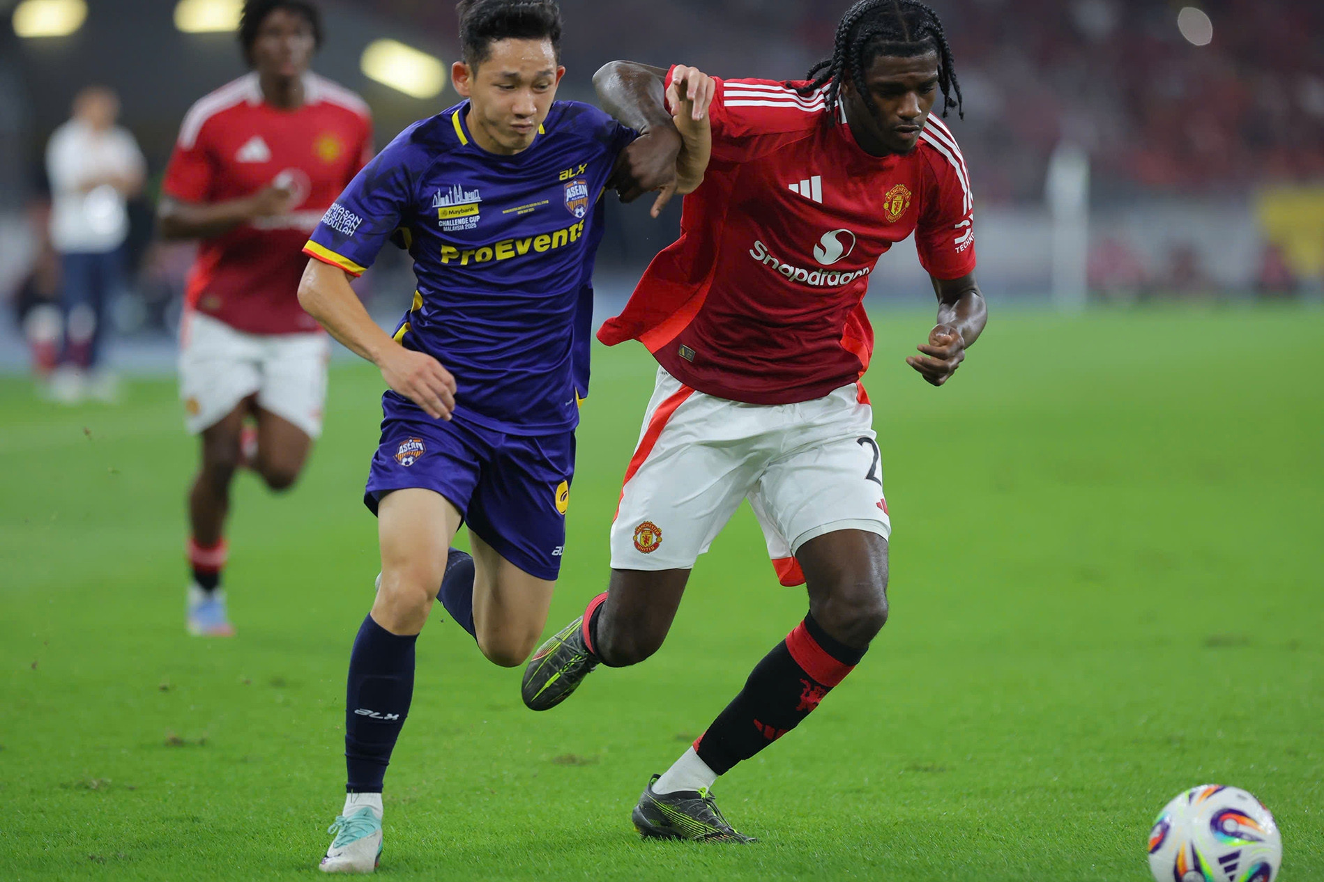 Bản tin sáng 29/5: FIFA gọi tên tuyển thủ Việt sau trận ASEAN All Stars hạ MU