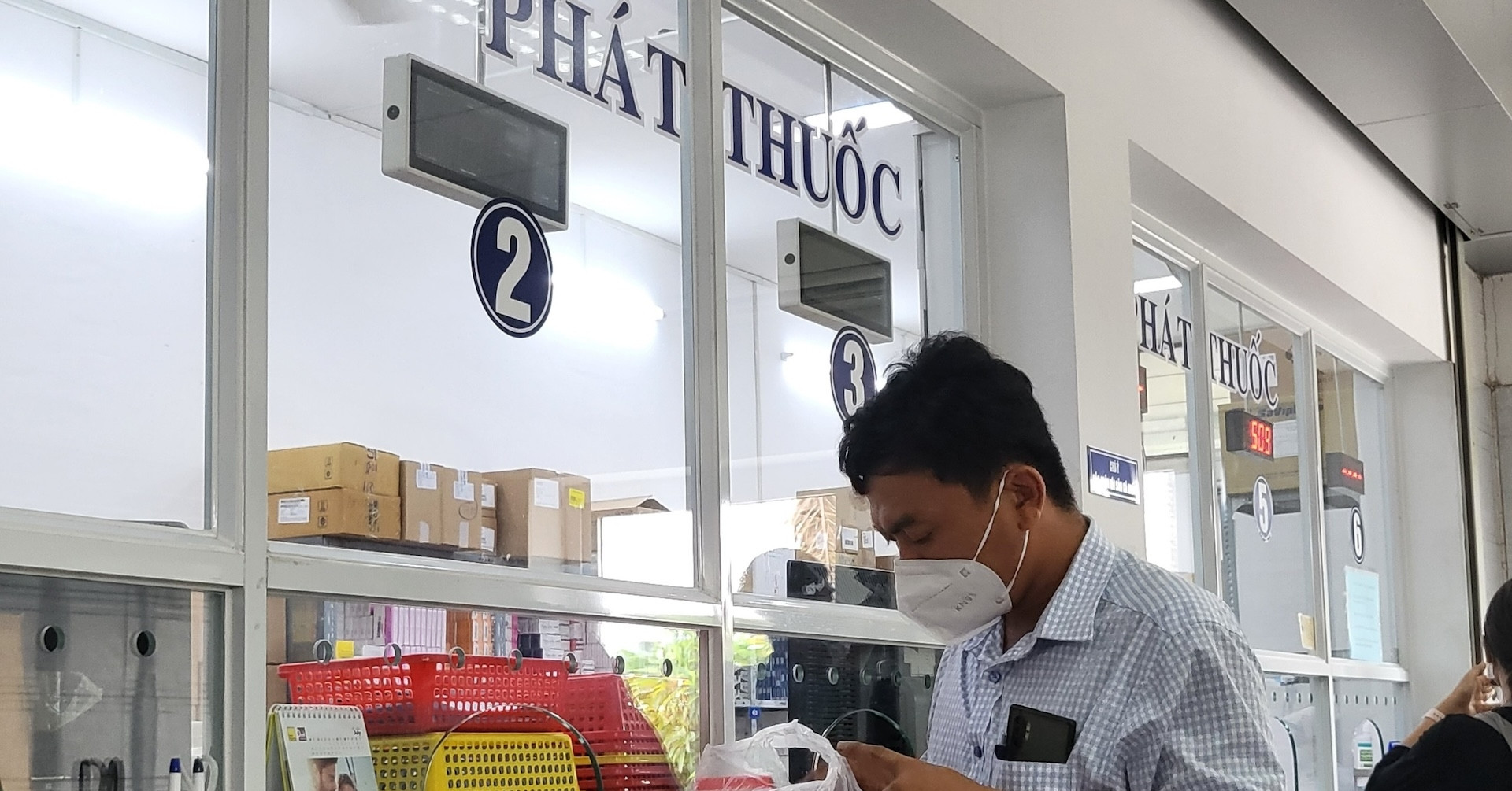 Từ 1/7, người tham gia BHYT liên tục 5 năm trở lên được thêm quyền lợi