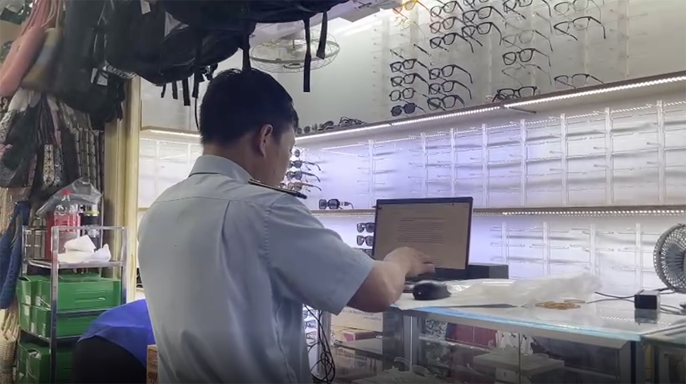 hang hieu 7.png