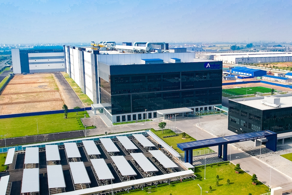 Khu công nghiệp ‘tắc’ hạ tầng: Doanh nghiệp ứ đọng vốn, đường xong không sử dụng