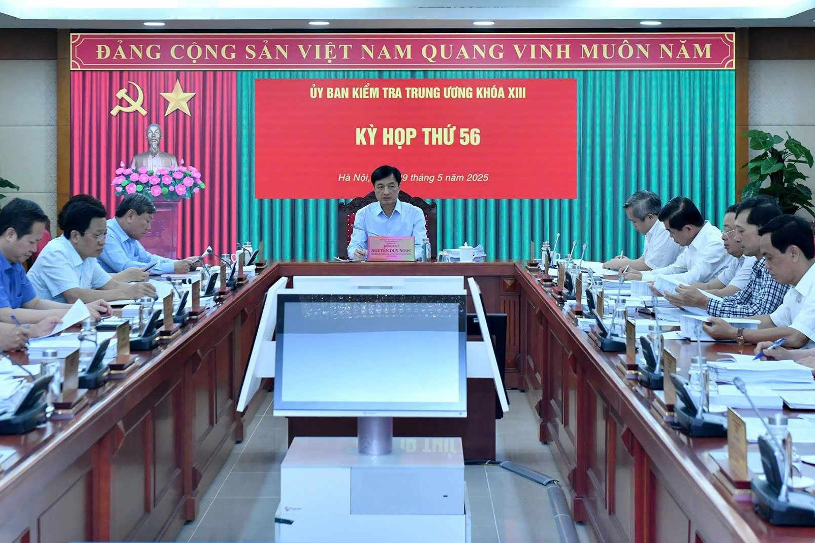 Kỷ luật cảnh cáo Thứ trưởng Bộ Giáo dục Đào tạo Nguyễn Thị Kim Chi