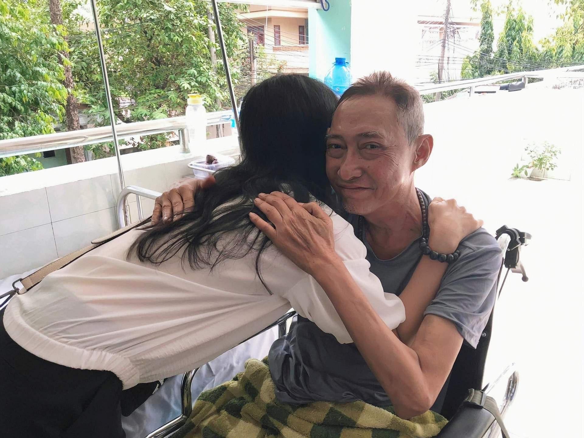 MEITU_20250528_225619535_image_repair_1748447814120.jpg