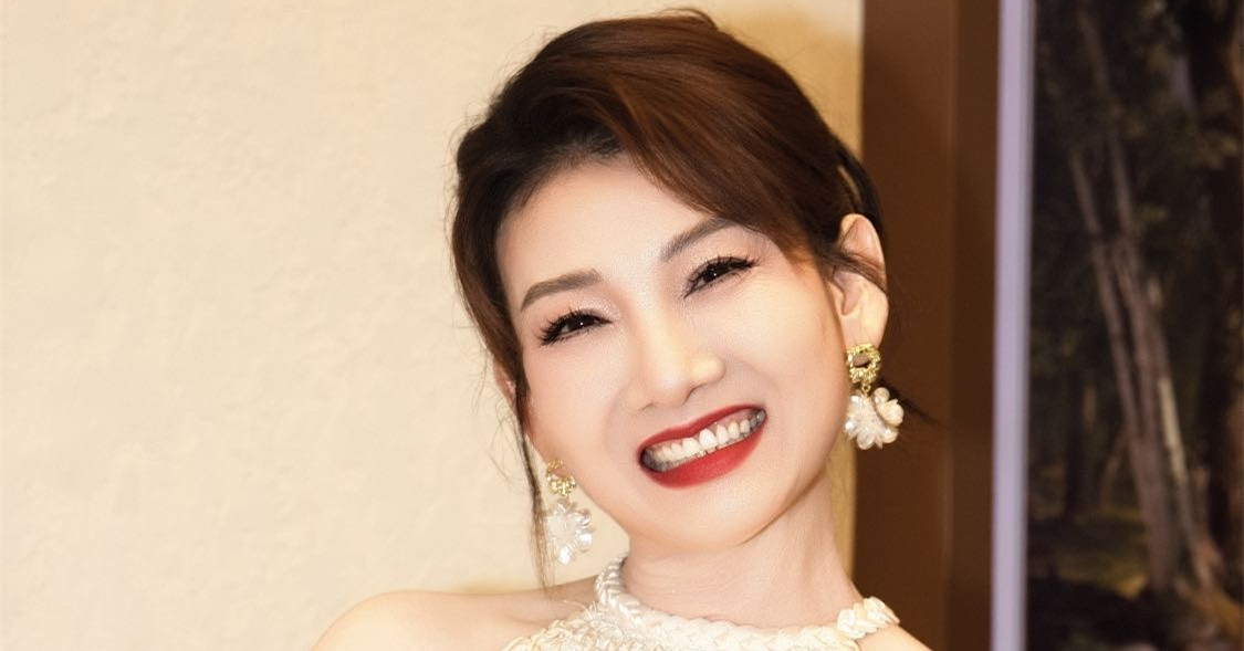 Mỹ Uyên - Nghệ sĩ Nhân dân 'dại' nhất Việt Nam?