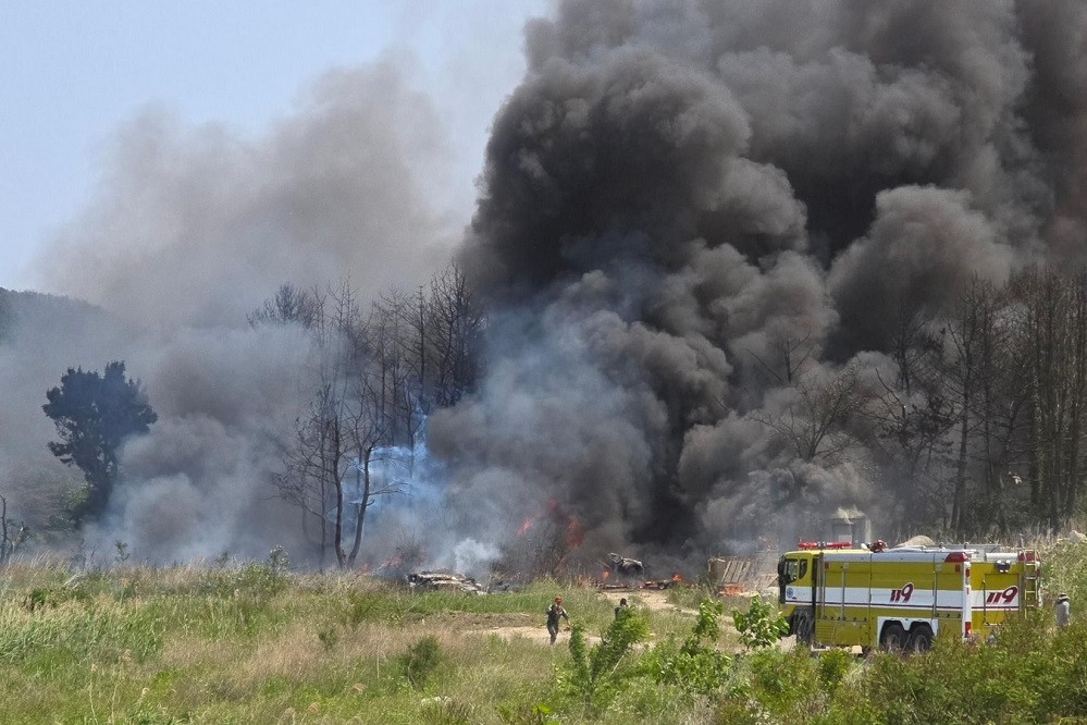 Rơi máy bay tuần tra ở Hàn Quốc, chưa tìm thấy người sống sót
