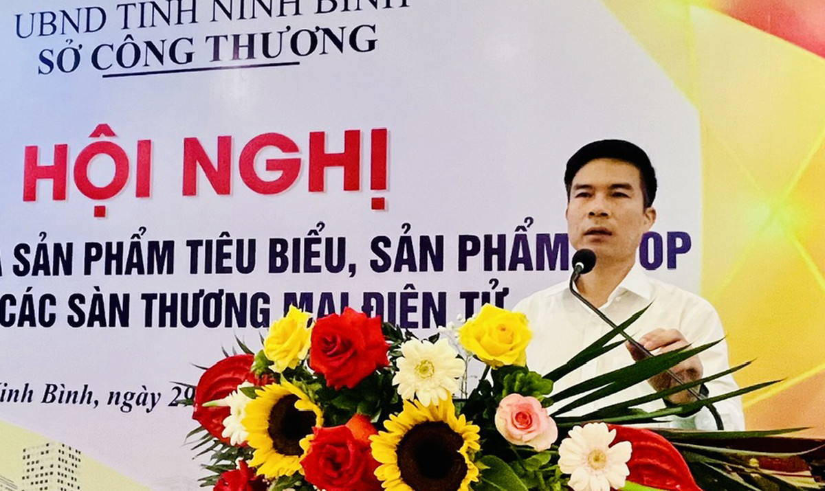 Hợp tác xã, hộ kinh doanh học cách đưa sản phẩm OCOP lên sàn thương mại điện tử 1 san thuong mai dien tu 1 1.jpg