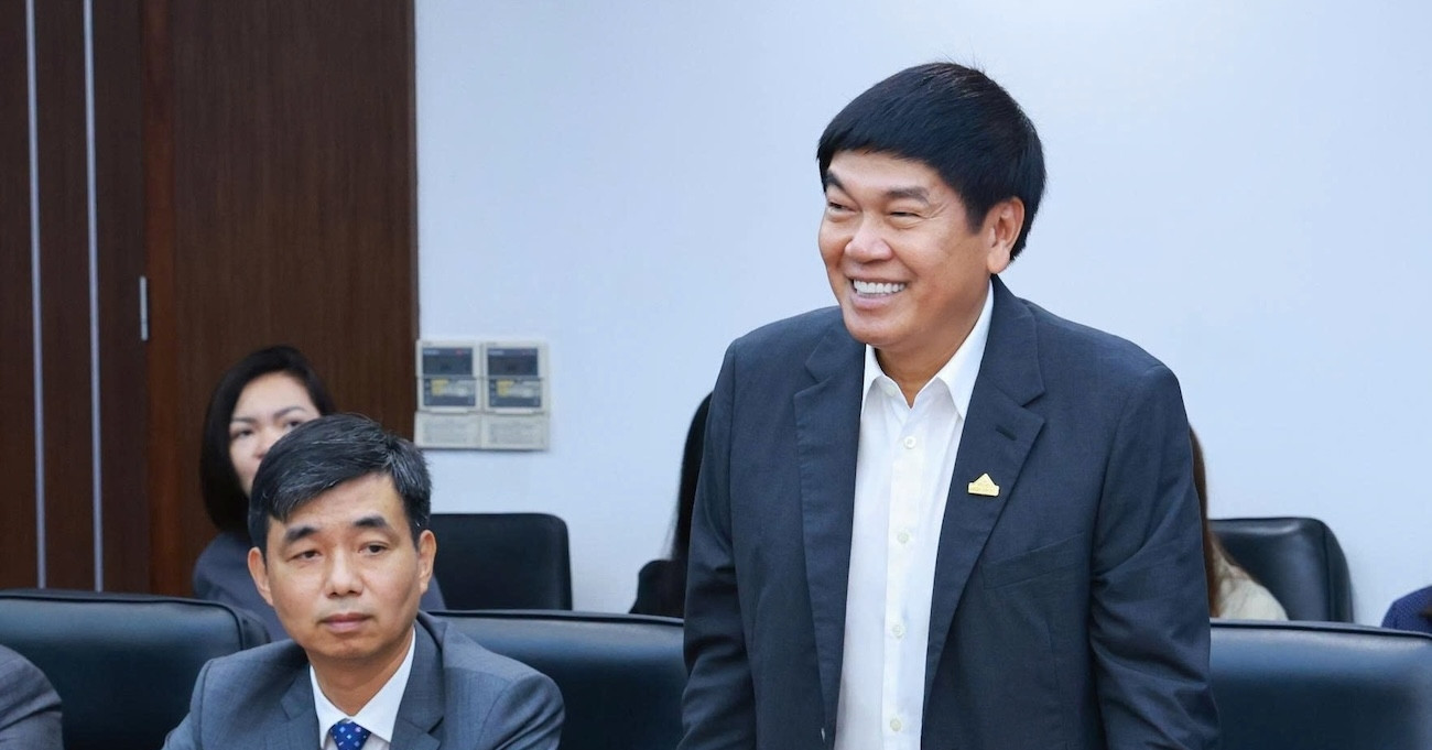 Tỷ phú Trần Đình Long trả lời về thép đường ray: 'Hòa Phát không làm điều gì phi logic, phi kinh tế'
