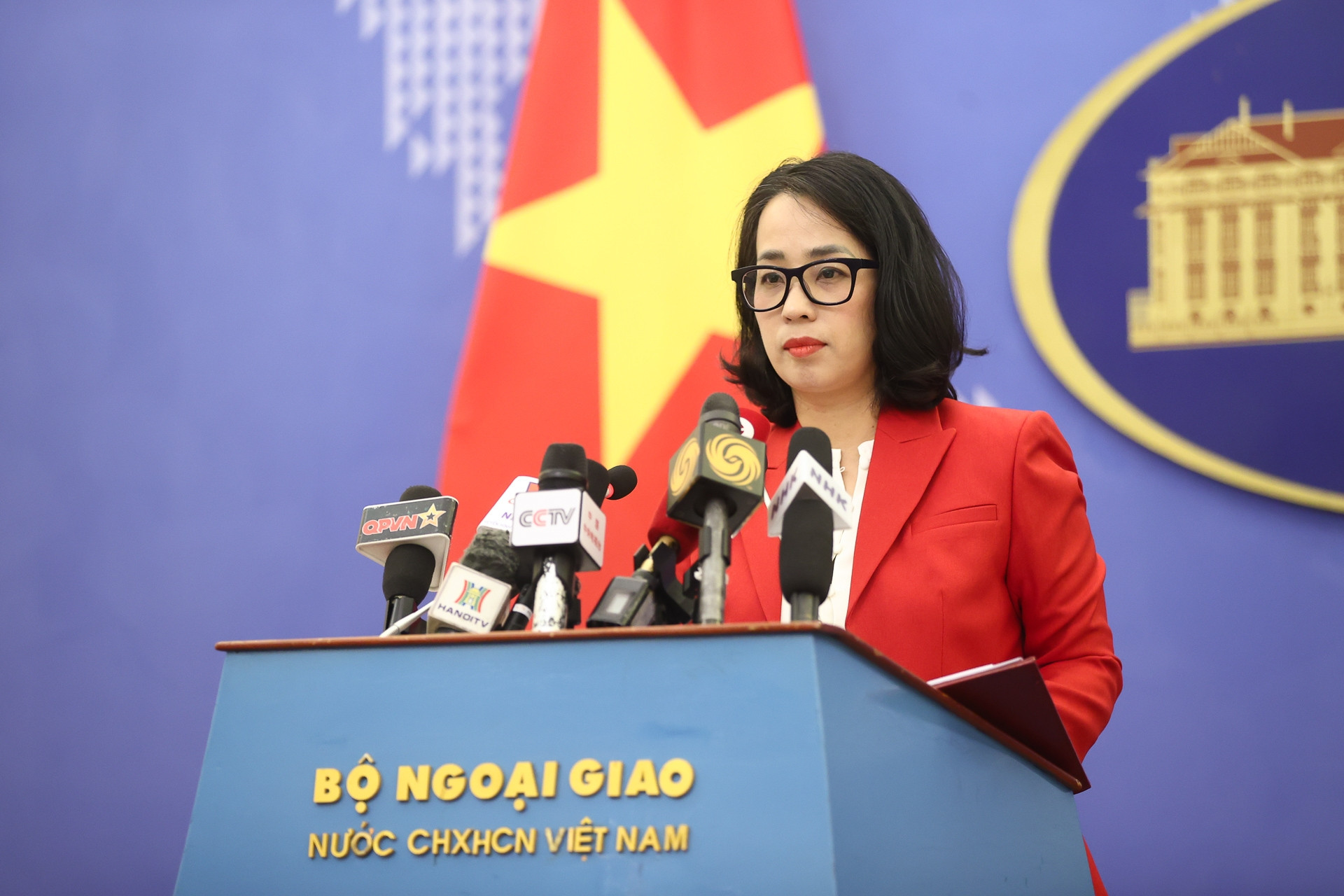 Việt Nam bình luận về thông tin Mỹ tạm dừng cấp visa du học
