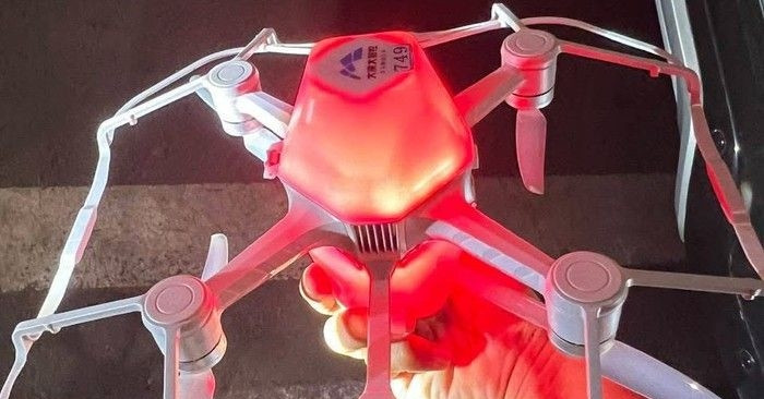 Nhặt được drone bị rơi đêm 30/4 không trả lại sẽ bị xử lý thế nào?