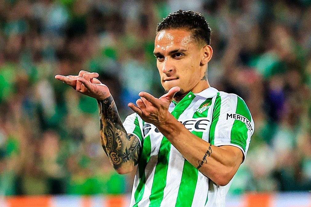 Antony bay cao, MU chốt giá chuyển nhượng