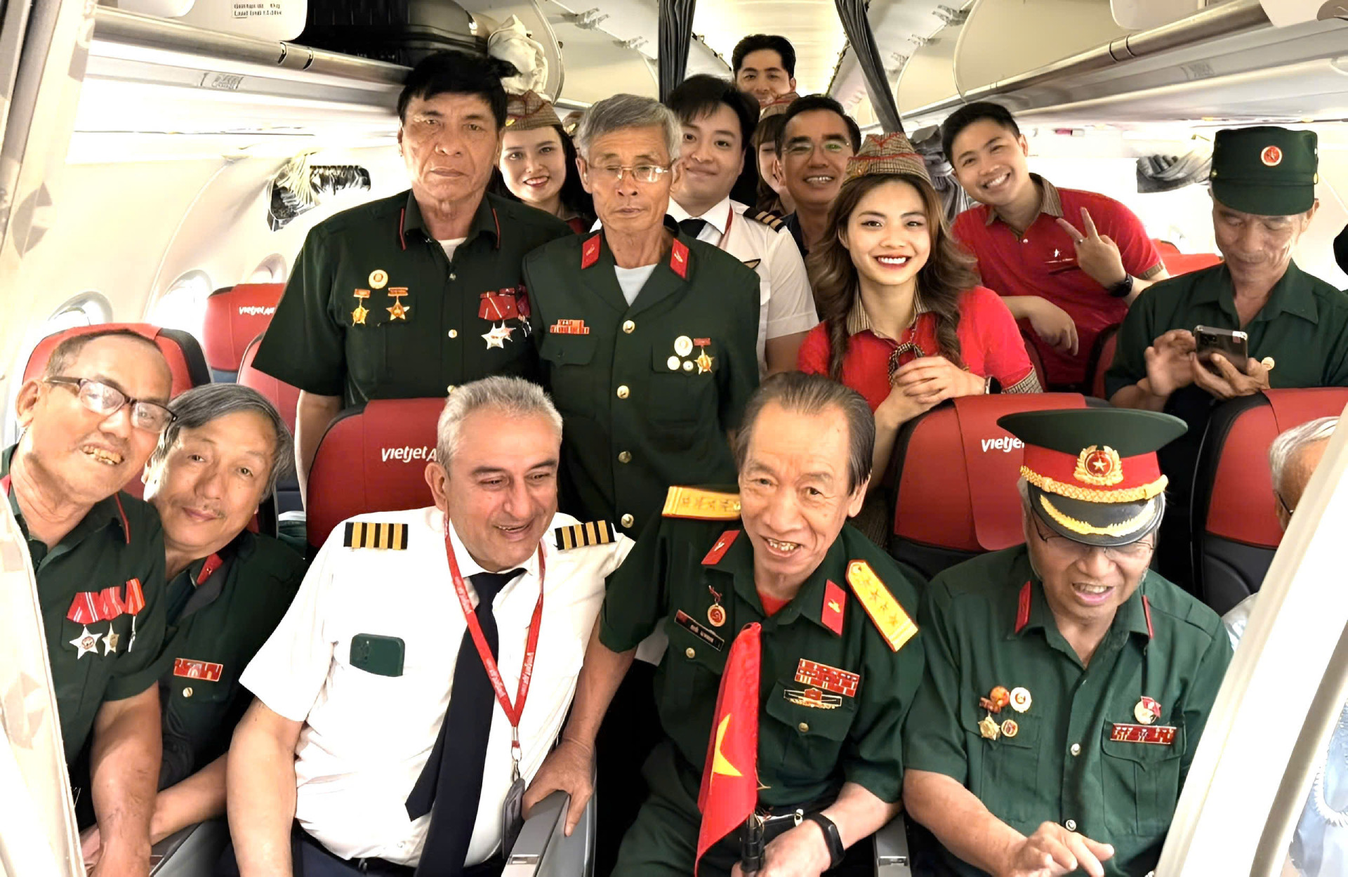 Vietjet 3(1).jpg