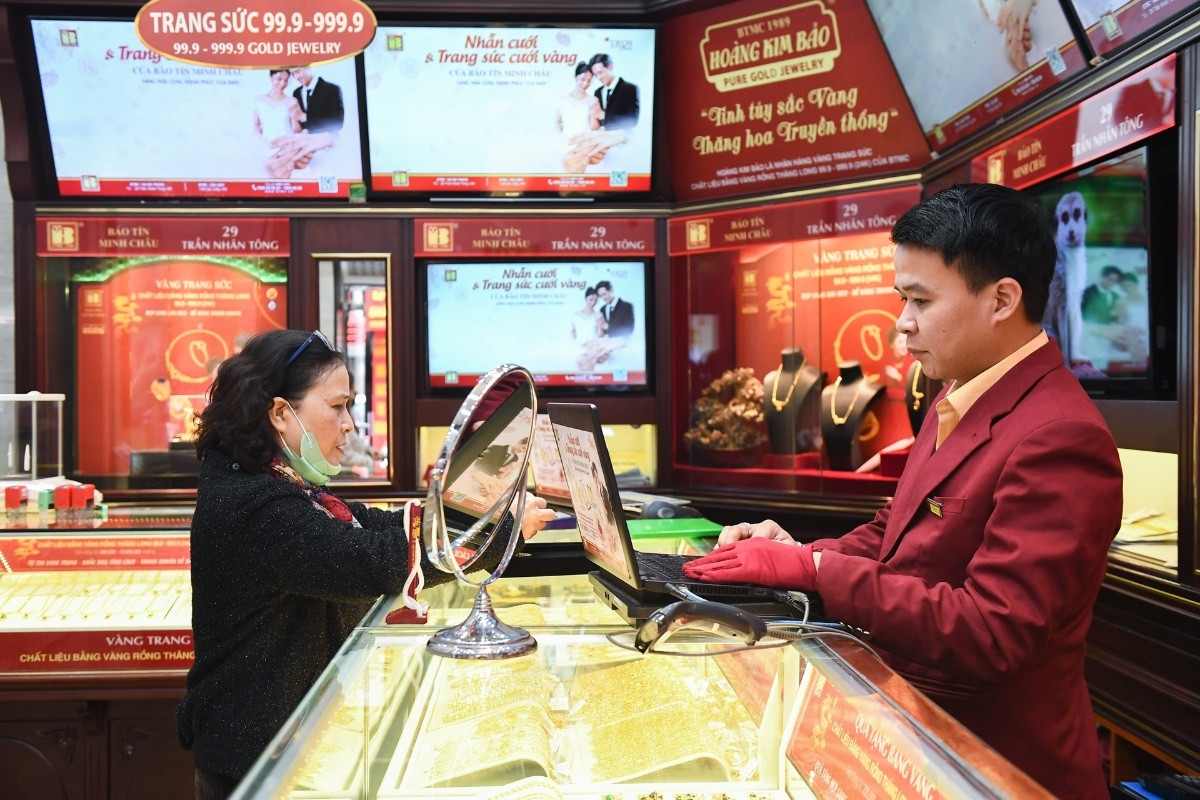 Bảo Tín Minh Châu lộ nhiều vi phạm kinh doanh vàng, chuyển công an điều tra