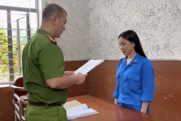 Bắt tạm giam Phạm Thị Vân Anh vì giấu 4 thỏi vàng đi qua biên giới