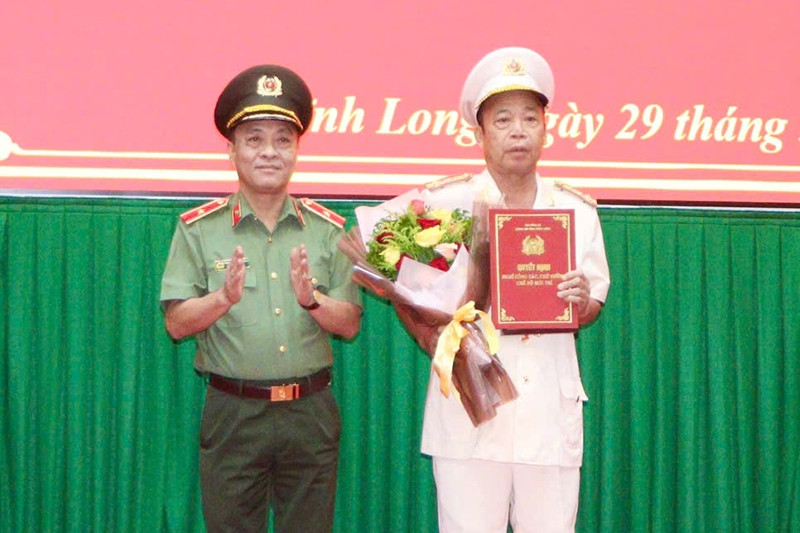 Đại tá Huỳnh Thanh Mộng, Phó giám đốc Công an Vĩnh Long nghỉ hưu từ 1/6