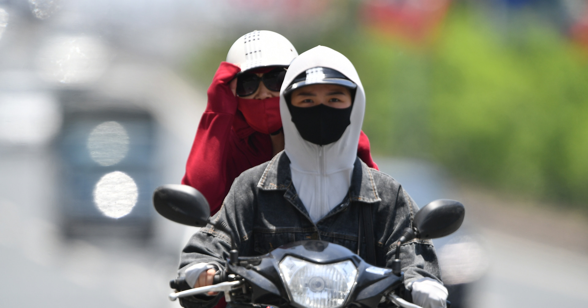 Miền Bắc nắng nóng đỉnh điểm đến 39 độ rồi chuy...