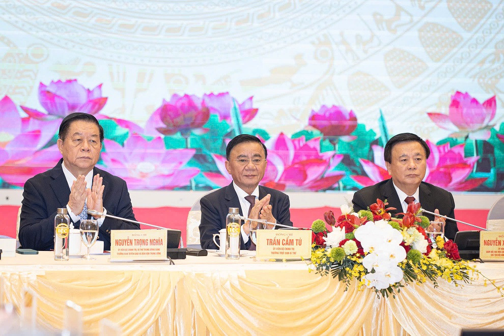 hội thảo.jpg